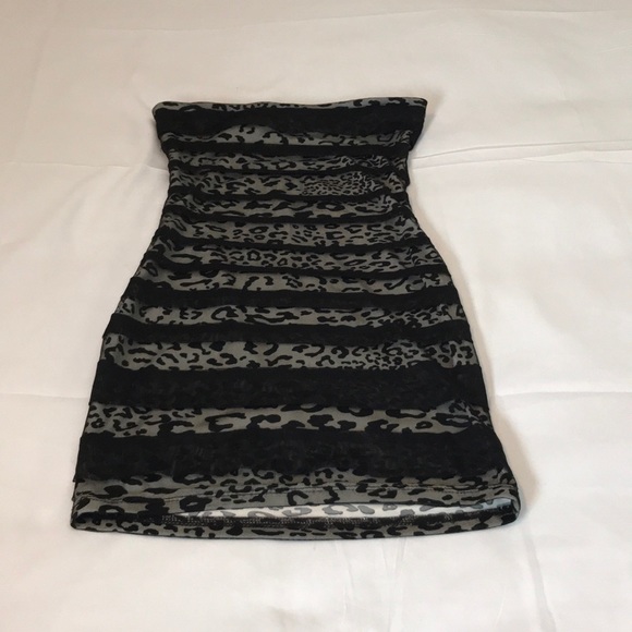 Strapless Medium Forever 21 Leopard Dress Black - Picture 3 of 6